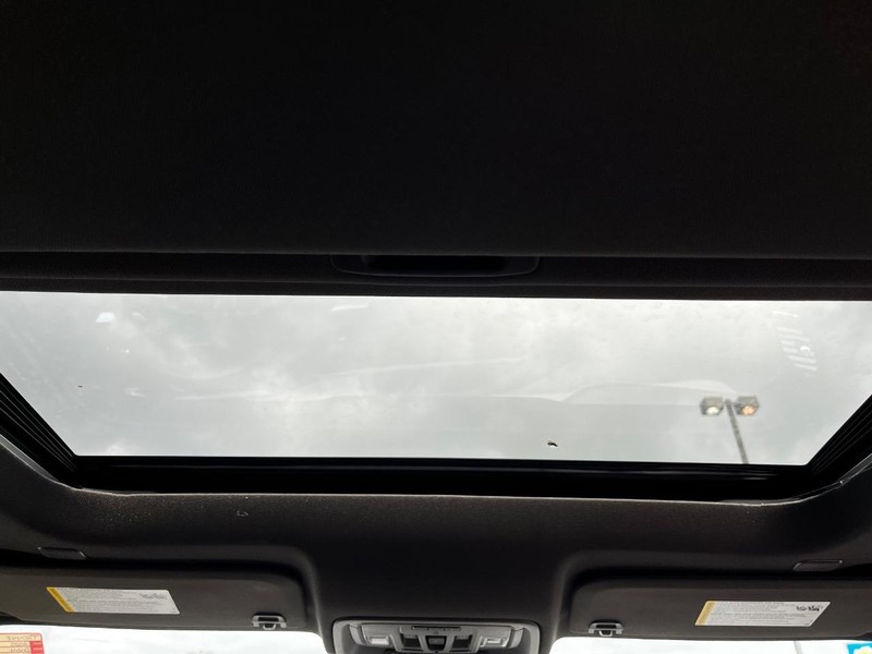Chevrolet Silverado 1500 Vehicle Image 06