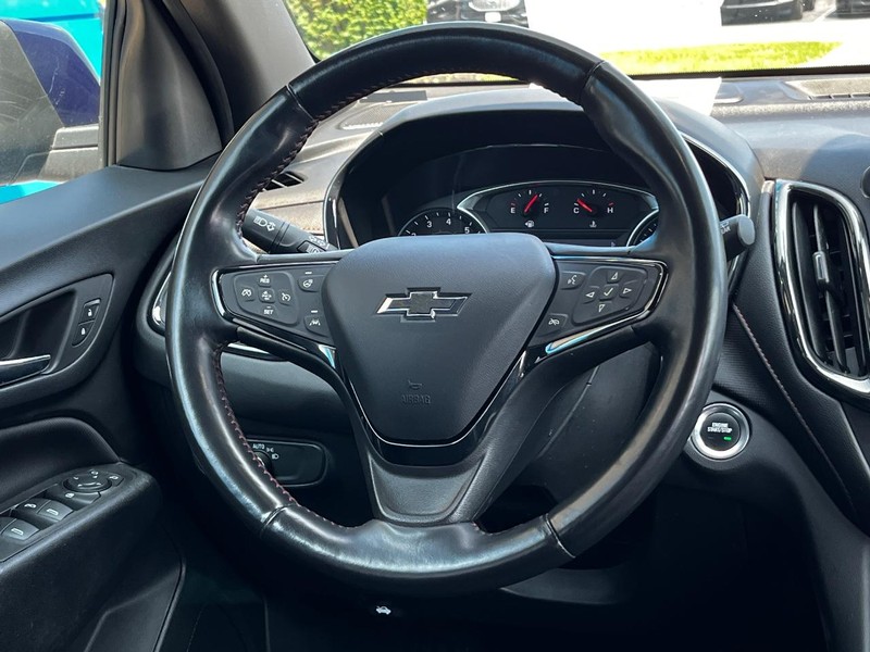 Chevrolet Equinox Vehicle Image 12