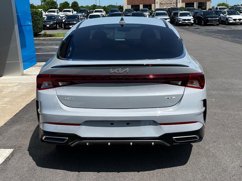 Kia K5 Vehicle Image 04