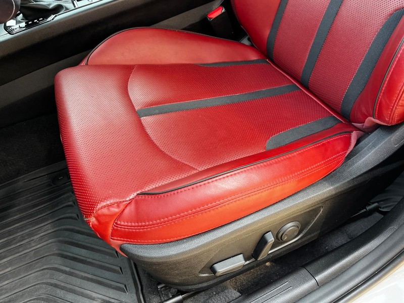 Kia K5 Vehicle Image 15