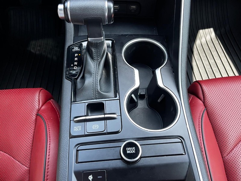 Kia K5 Vehicle Image 19