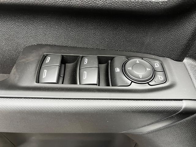 Chevrolet Silverado 2500HD Vehicle Image 08