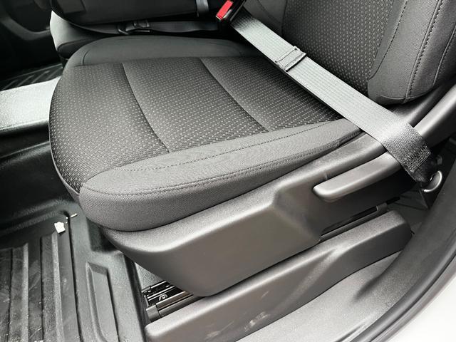 Chevrolet Silverado 2500HD Vehicle Image 09