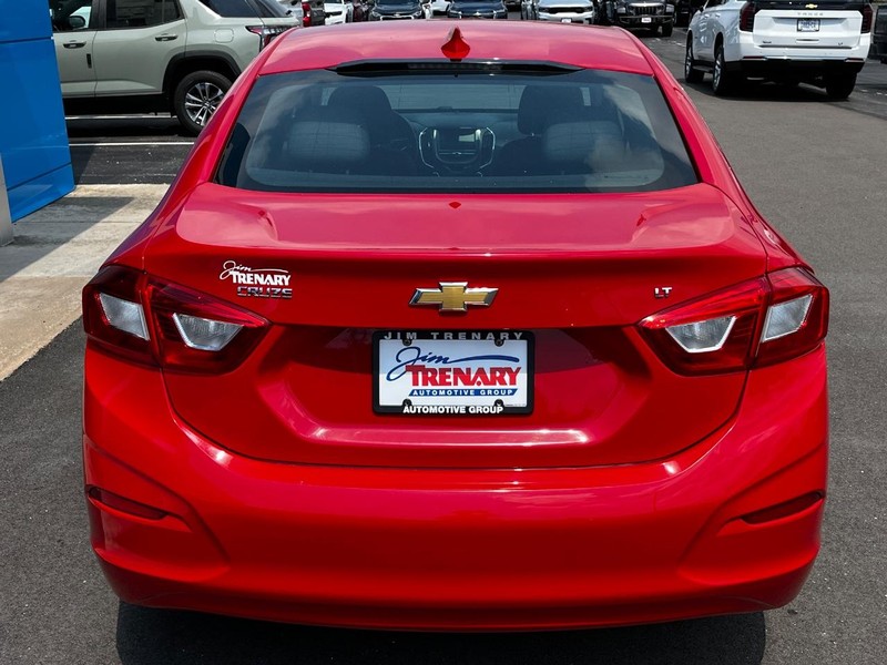 Chevrolet Cruze Vehicle Image 04