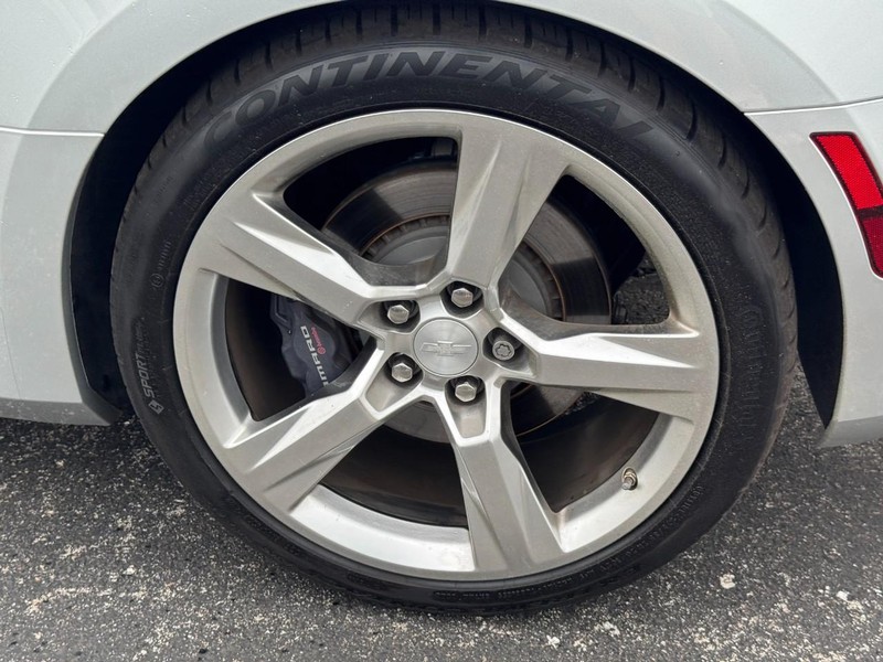 Chevrolet Camaro Vehicle Image 06