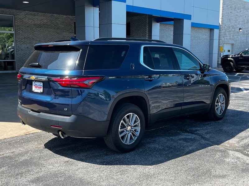 Chevrolet Traverse Vehicle Image 03