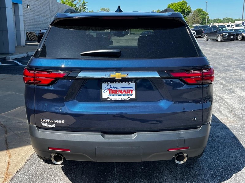 Chevrolet Traverse Vehicle Image 04