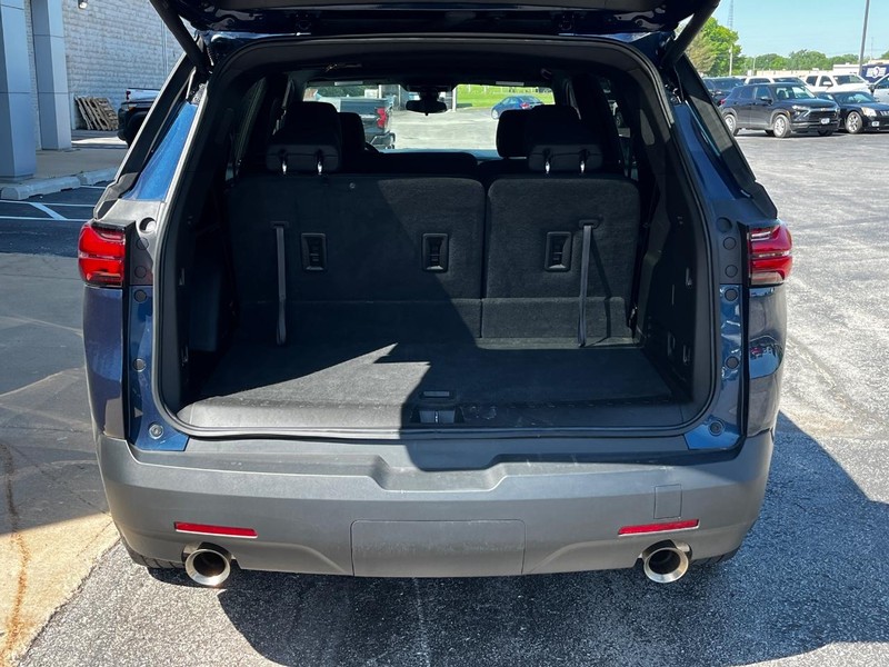 Chevrolet Traverse Vehicle Image 05