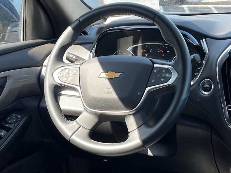 Chevrolet Traverse Vehicle Image 14