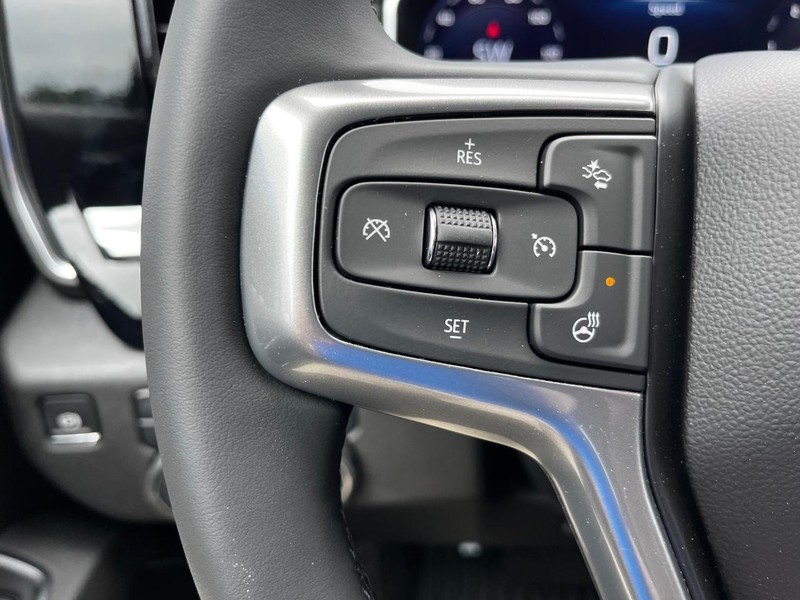 Chevrolet Silverado 1500 Vehicle Image 11