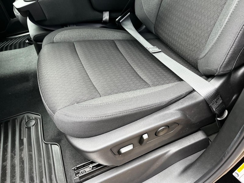 Chevrolet Silverado 1500 Vehicle Image 09