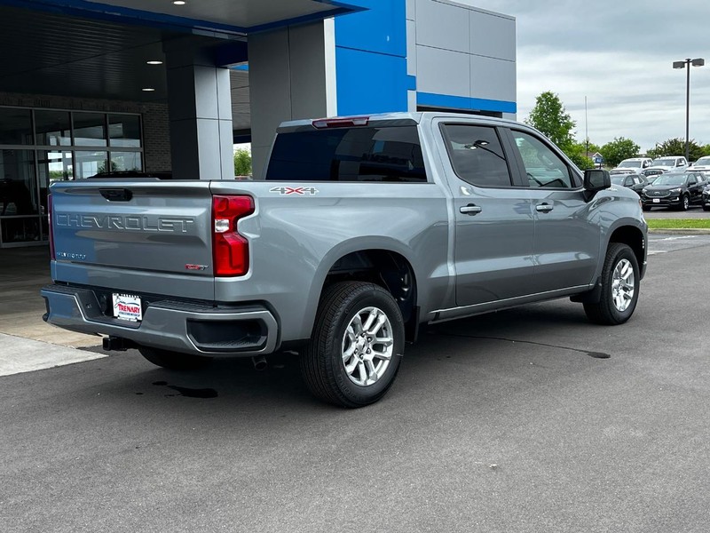 Chevrolet Silverado 1500 Vehicle Image 03