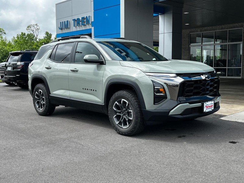Chevrolet Equinox Vehicle Image 02
