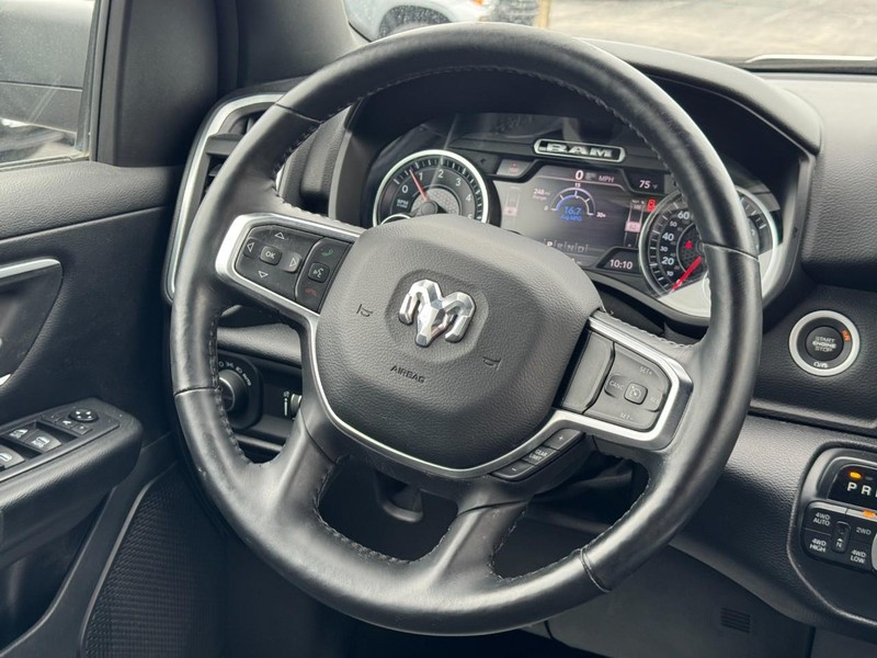 Ram 1500 Vehicle Image 12