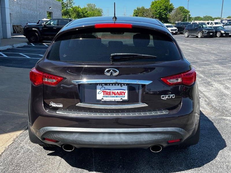 INFINITI QX70 Vehicle Image 04