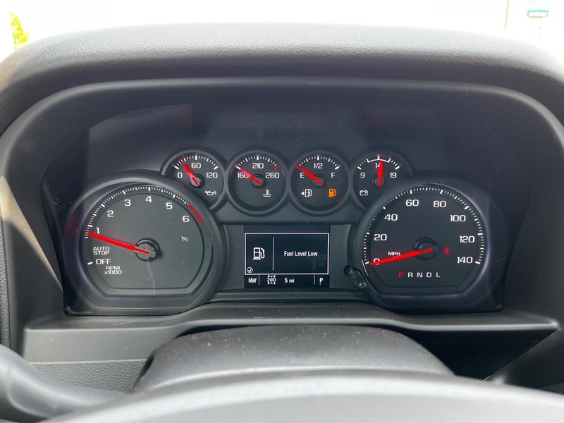 Chevrolet Silverado 1500 Vehicle Image 12
