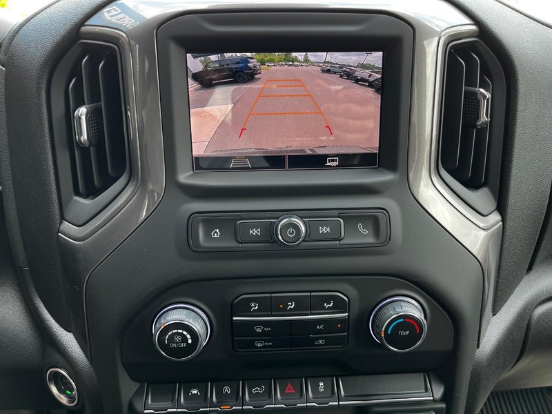 Chevrolet Silverado 1500 Vehicle Image 14