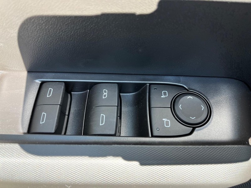 Chevrolet Colorado Vehicle Image 08