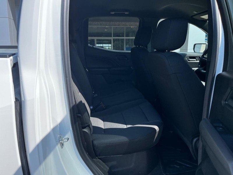 Chevrolet Colorado Vehicle Image 04