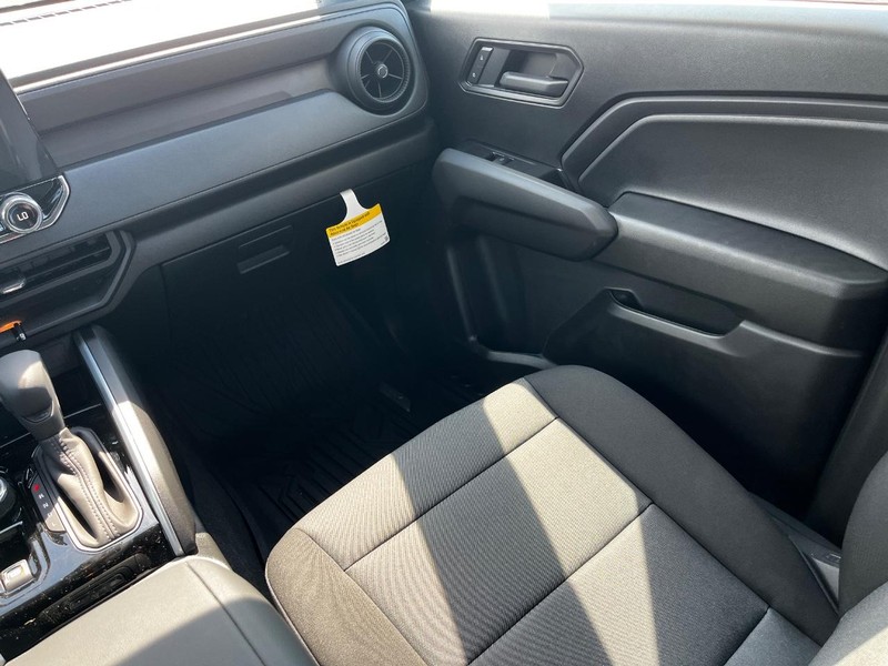 Chevrolet Colorado Vehicle Image 07
