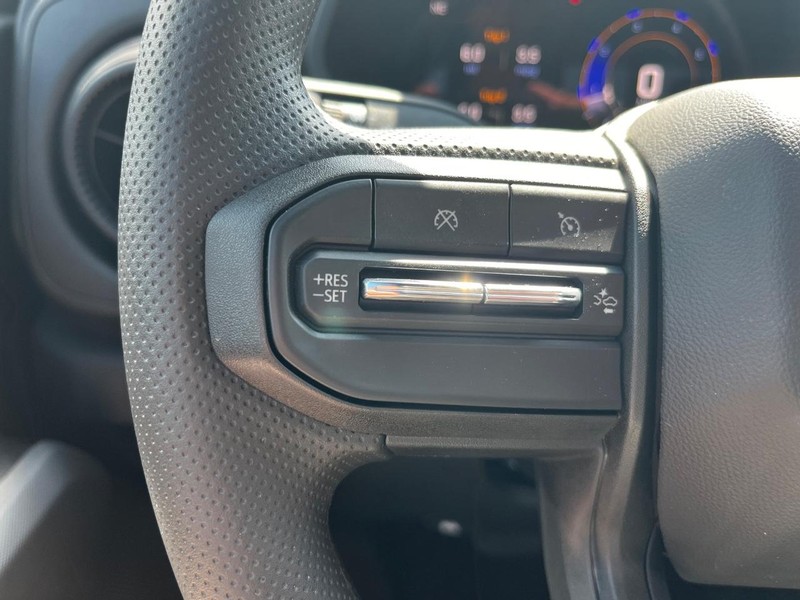 Chevrolet Colorado Vehicle Image 10