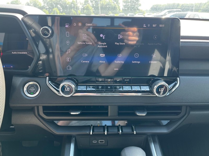 Chevrolet Colorado Vehicle Image 13
