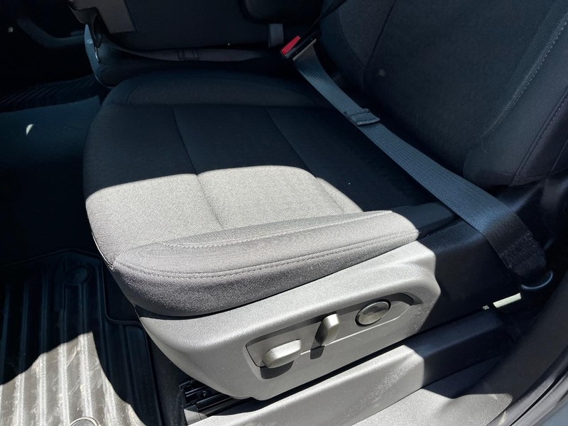 Chevrolet Silverado 1500 Vehicle Image 09