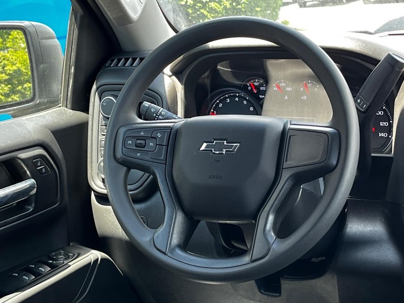 Chevrolet Silverado 1500 Vehicle Image 06