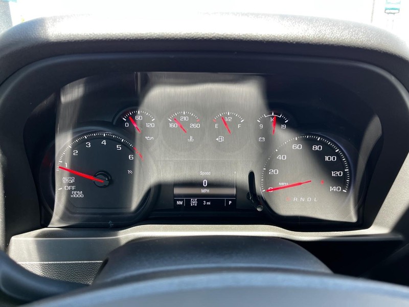 Chevrolet Silverado 1500 Vehicle Image 12
