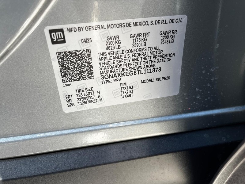 Chevrolet Equinox Vehicle Image 16