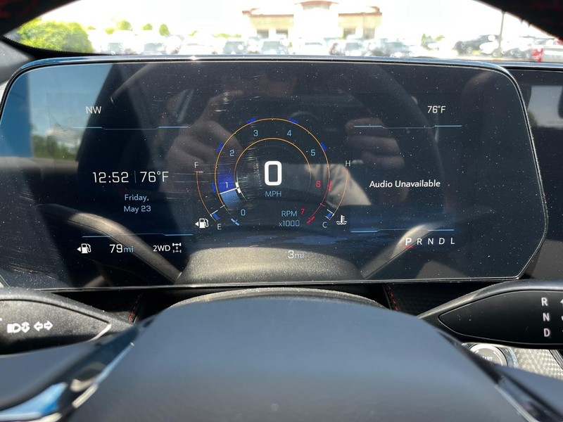 Chevrolet Equinox Vehicle Image 13