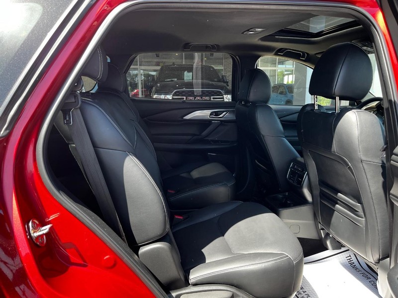 Mazda CX-9 Vehicle Image 10