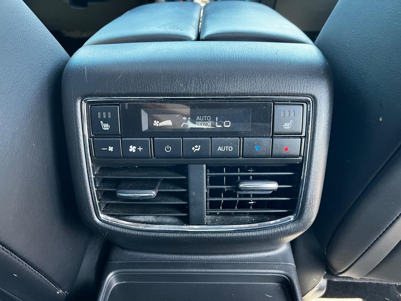 Mazda CX-9 Vehicle Image 12