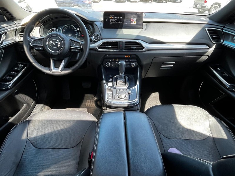Mazda CX-9 Vehicle Image 14