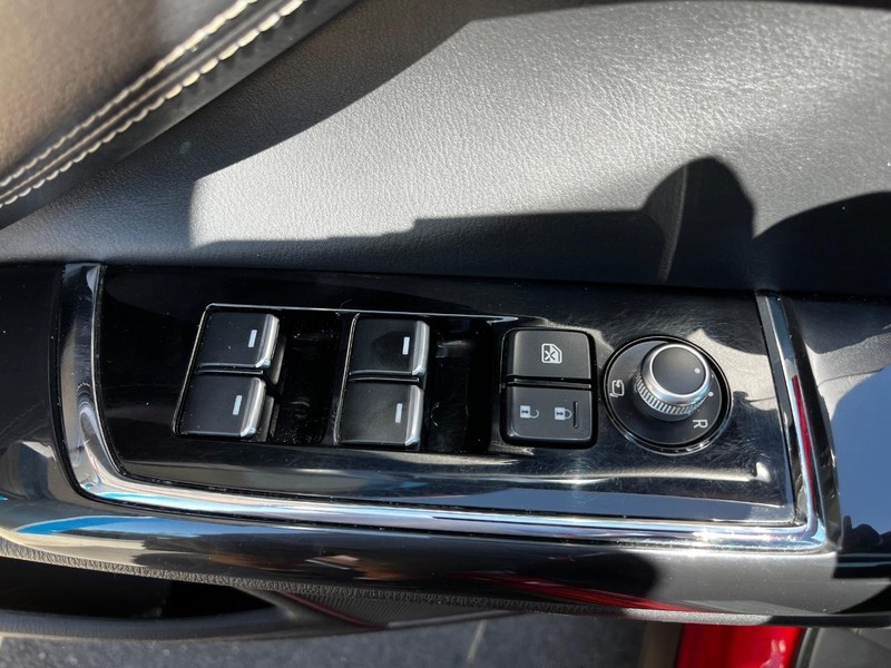 Mazda CX-9 Vehicle Image 17