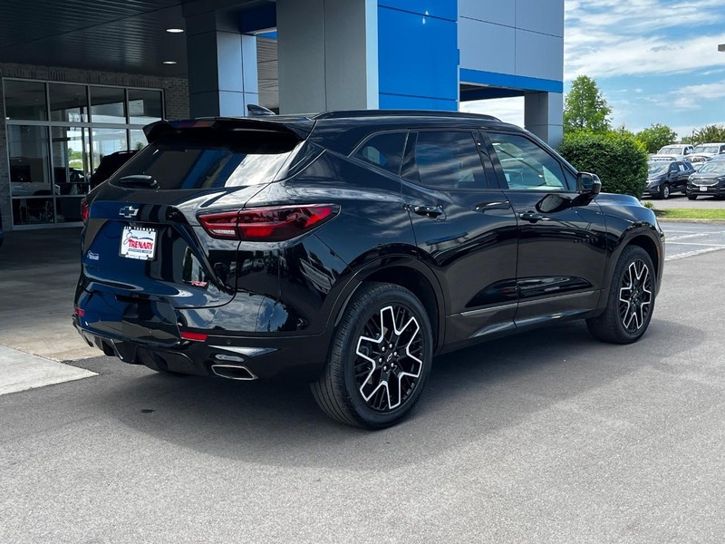 Chevrolet Blazer Vehicle Image 03