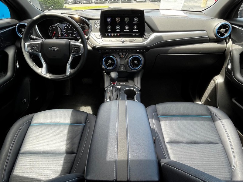 Chevrolet Blazer Vehicle Image 12