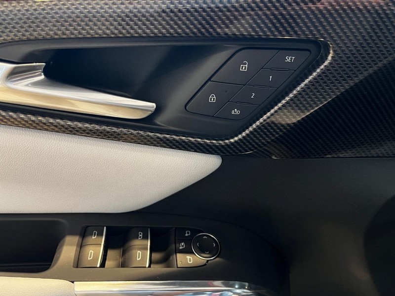 Chevrolet Traverse Vehicle Image 10