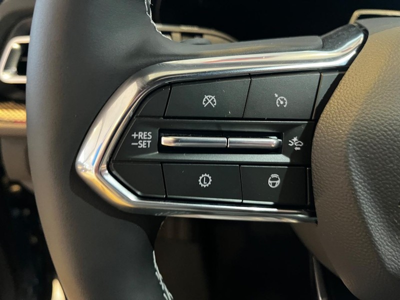 Chevrolet Traverse Vehicle Image 12