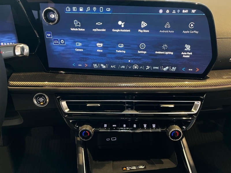 Chevrolet Traverse Vehicle Image 15