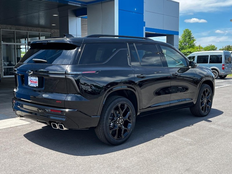 Chevrolet Traverse Vehicle Image 03