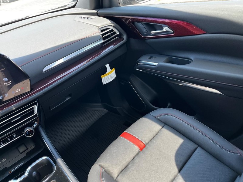Chevrolet Traverse Vehicle Image 10