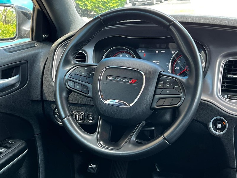 Dodge Charger Vehicle Image 13