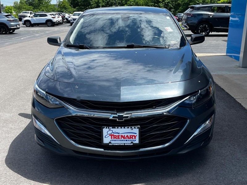 Chevrolet Malibu Vehicle Image 09
