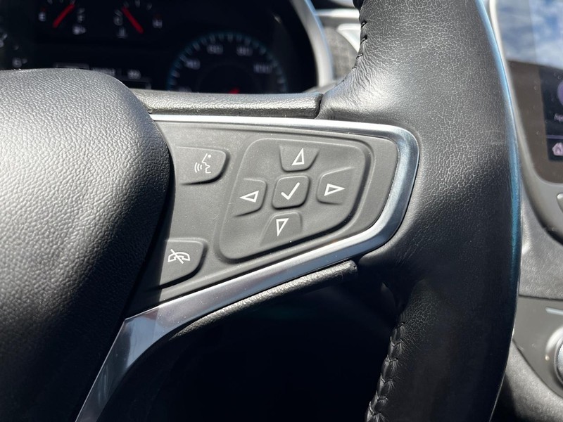 Chevrolet Malibu Vehicle Image 17