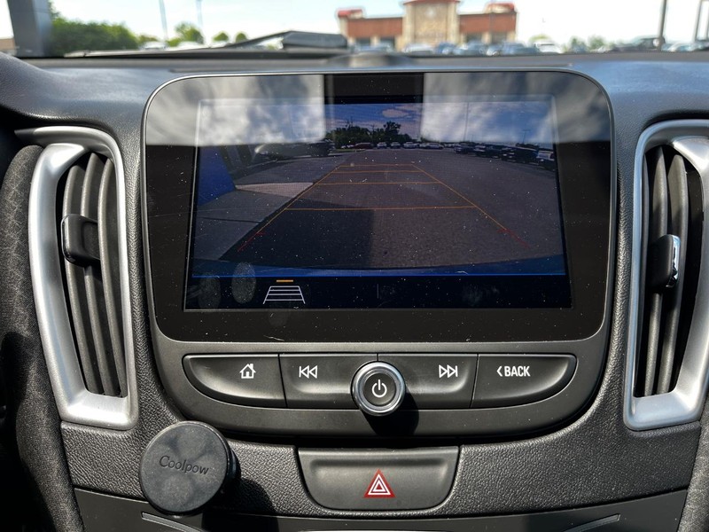 Chevrolet Malibu Vehicle Image 20