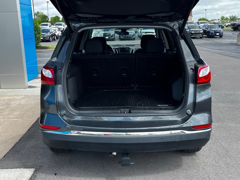 Chevrolet Equinox Vehicle Image 05