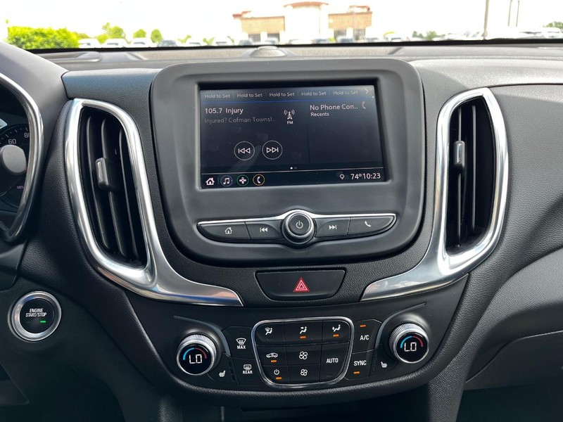 Chevrolet Equinox Vehicle Image 19