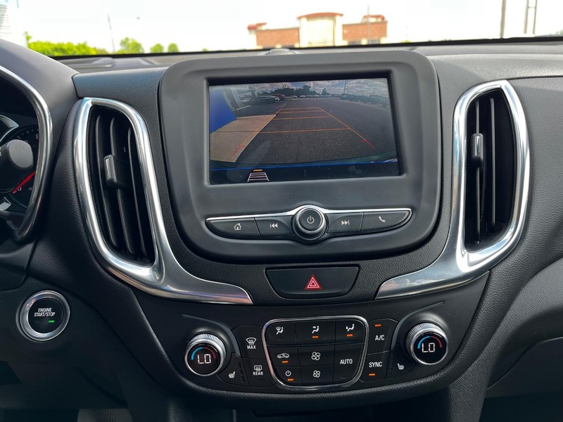Chevrolet Equinox Vehicle Image 20