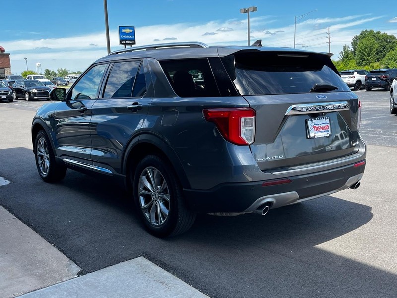 Ford Explorer Vehicle Image 06